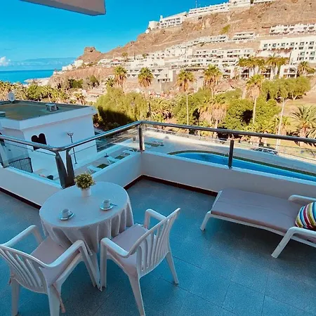 Flat With Terrace In Puerto Rico *